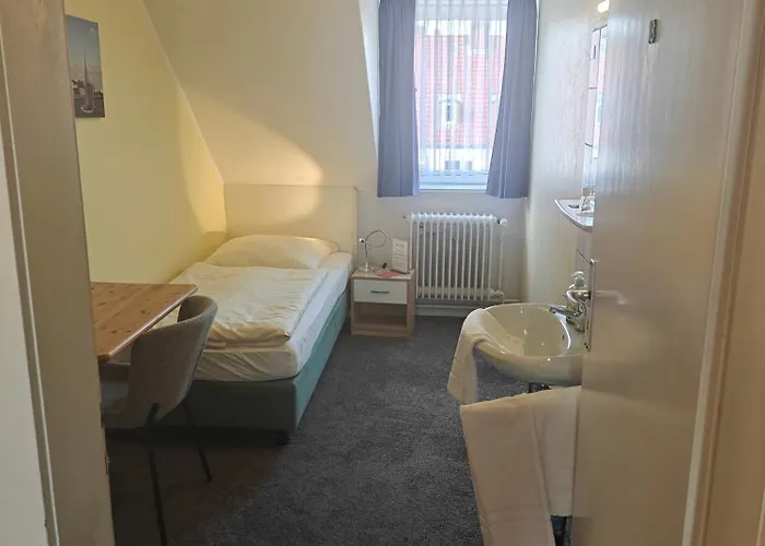 Flora Maison d'hôtes 2*