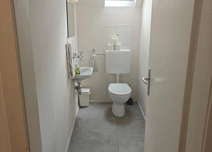 Flora Maison d'hôtes 2*