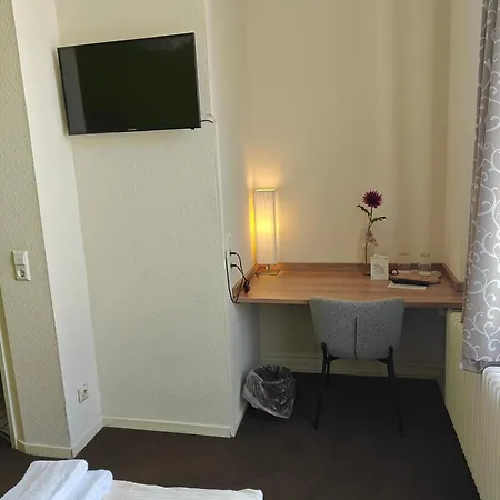 בית הארחה Flora